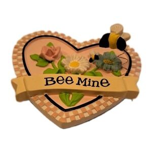 VINTAGE Avon Gift Collection 1980's Summer Bee Magnet Bee Mine